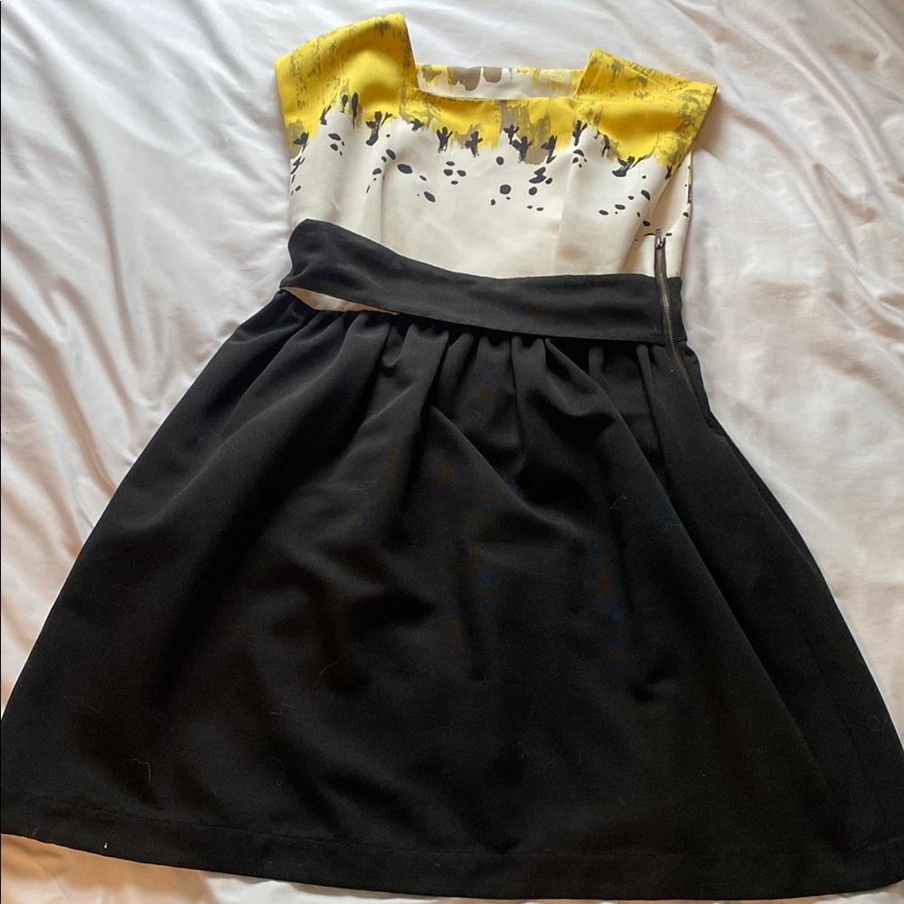 Y2K vintage Yellow and Black Mini Dress
